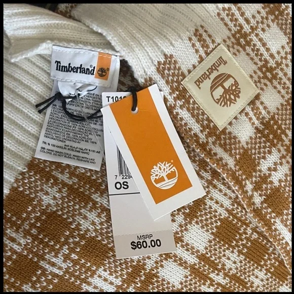 Timberland Women's Beige Scarf - Picture 2 of 6